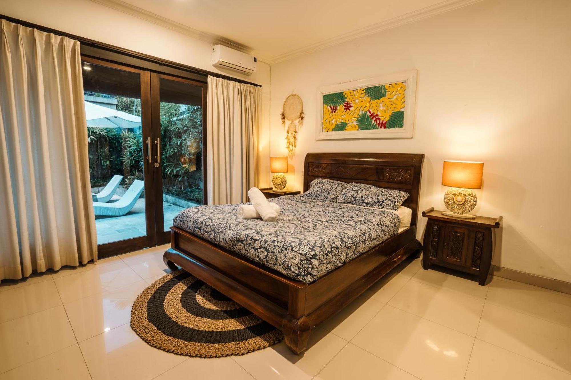 Sari Temuku Villa Seminyak  Exterior photo