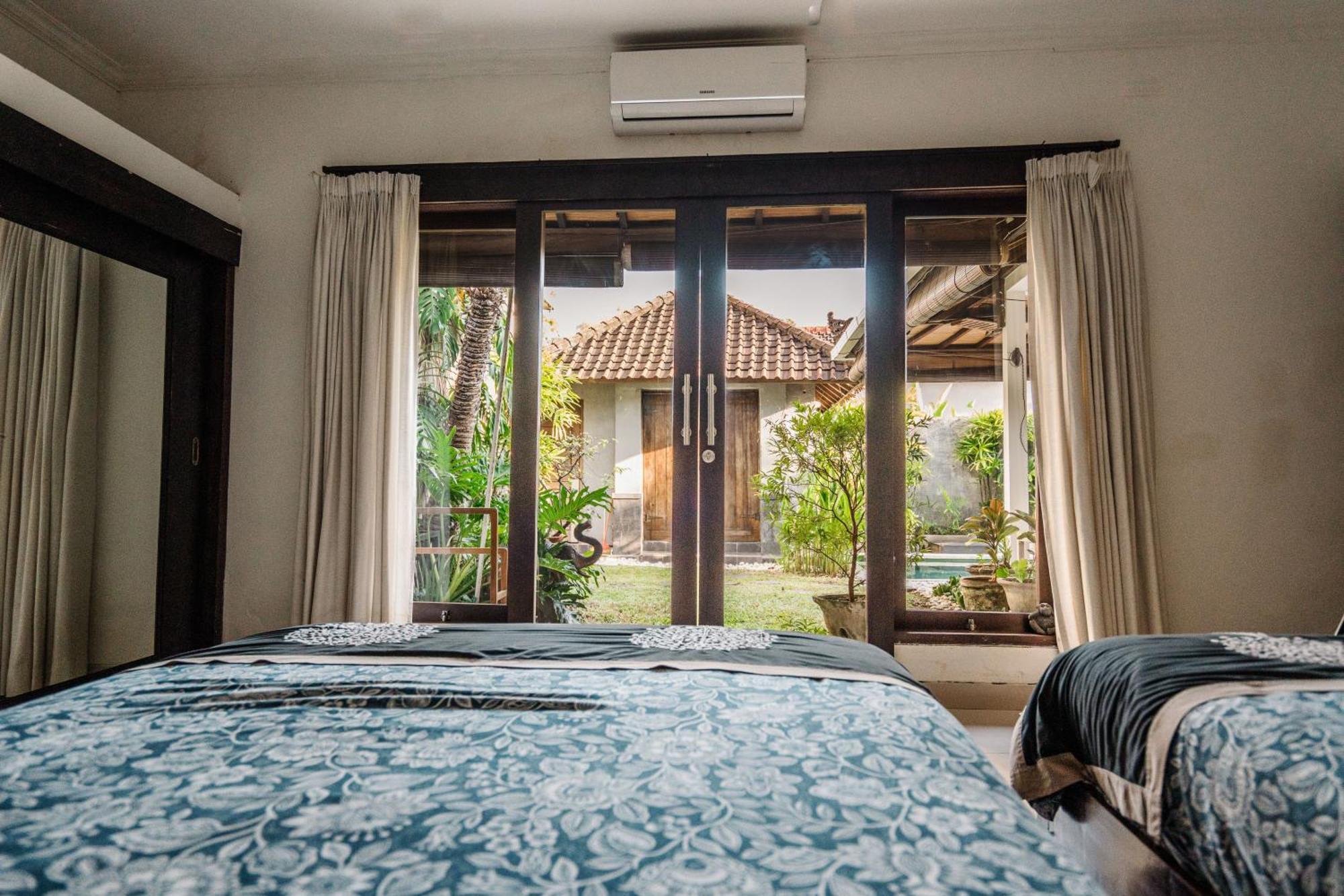 Sari Temuku Villa Seminyak  Exterior photo